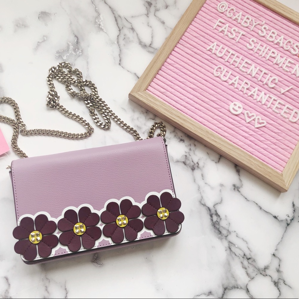 🔥LASTONE🔥NWT Kate Spade Flower Chain Crossbody - Picture 1 of 6